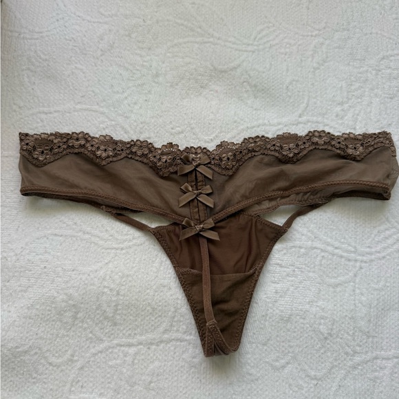 Victoria's Secret Chocolate Lace Bra NWOT size 36C - Picture 8 of 8